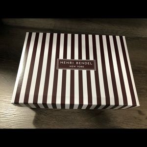 SOLD Henri Bendel Box